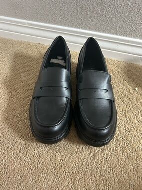 Classic Black women’s Penny Loafers